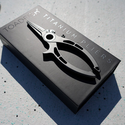 7.5" Titanium Pliers - Toadfish - Fishing Accessories