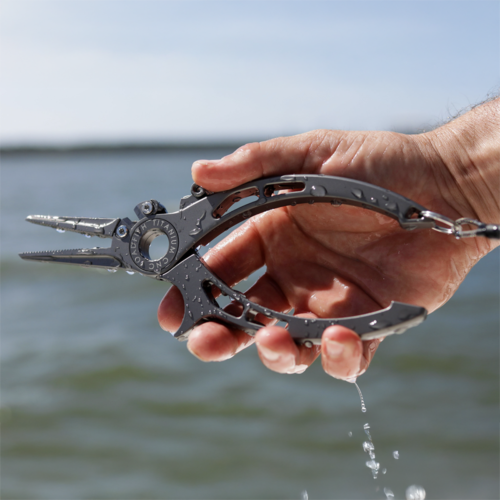 7.5" Titanium Pliers - Toadfish - Fishing Accessories
